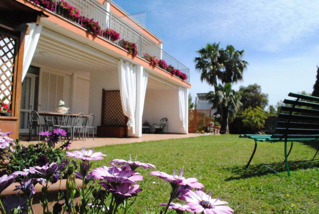 Villa Regina B&B Нетуно Екстериор снимка