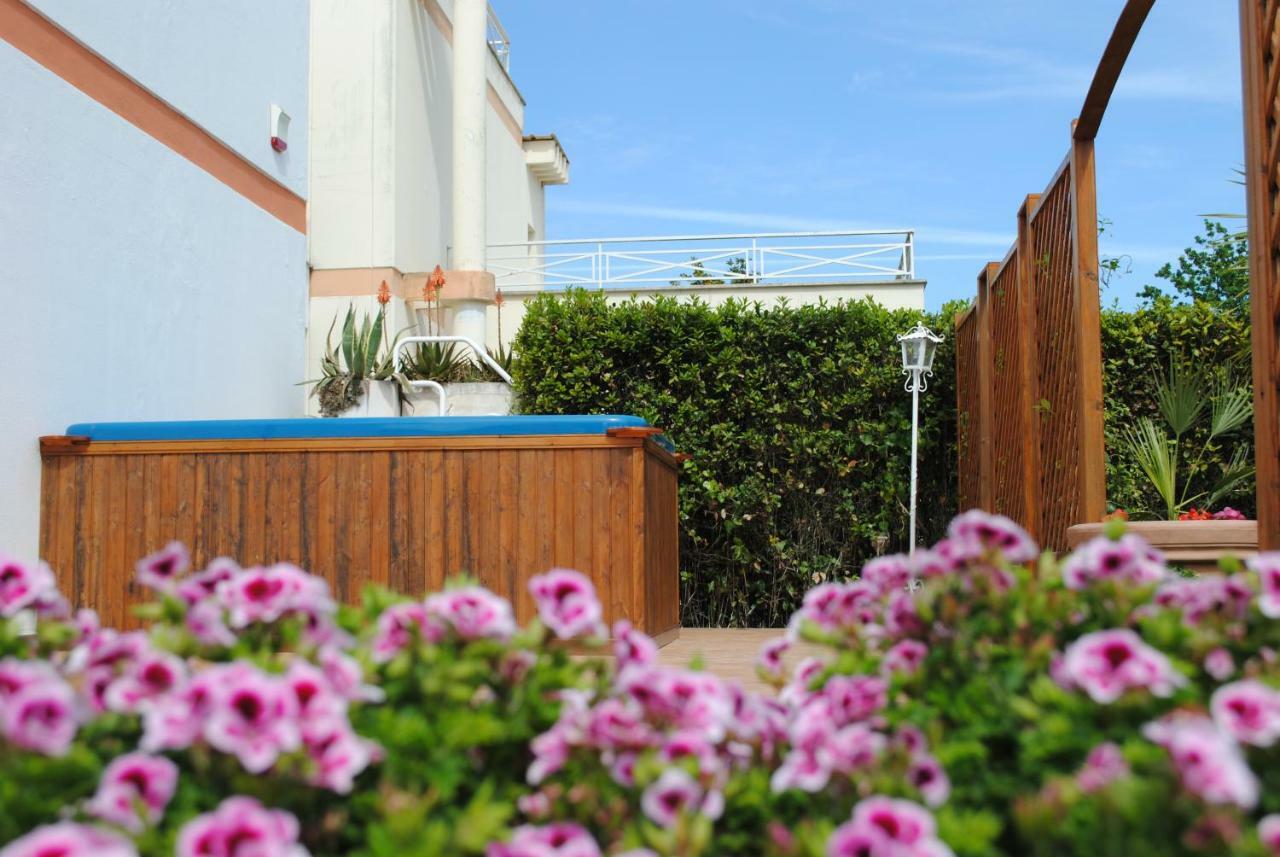 Villa Regina B&B Нетуно Екстериор снимка