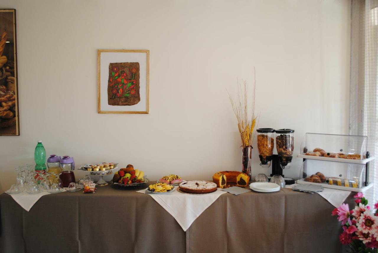Villa Regina B&B Нетуно Екстериор снимка